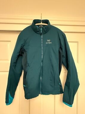 Arc’teryx Women’s Softshell Atom LT Midweight Jacket Size Large